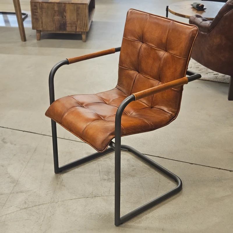 Leder Stuhl - gerundet - Caramel Brown